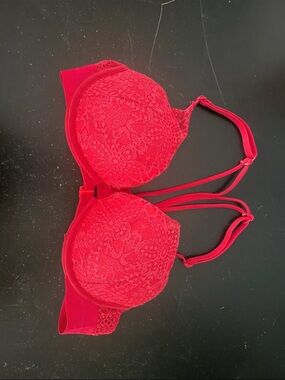 PINK Victoria's Secret Red Lace Push-Up Bra